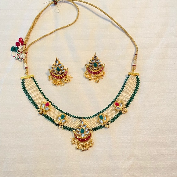 🆕 Bollywood style designer necklace with earrings - Picture 5 of 6
